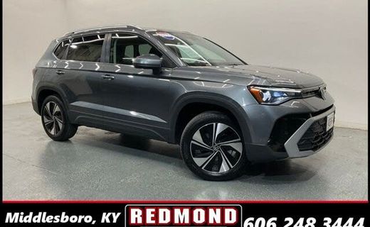 2025 Volkswagen Taos 4MOTION SE