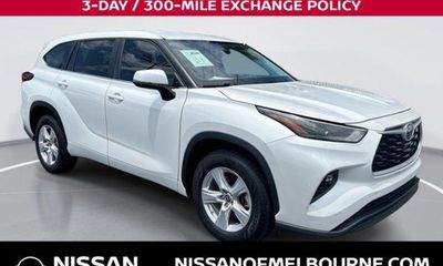 2023 Toyota Highlander LE