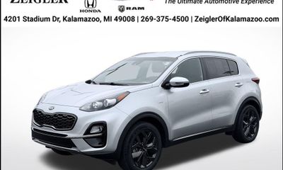 2020 Kia Sportage S Sunroof Package