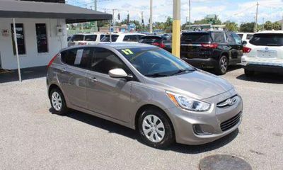 2017 Hyundai Accent SE Base
