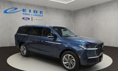 2027 Lincoln Navigator Reserve