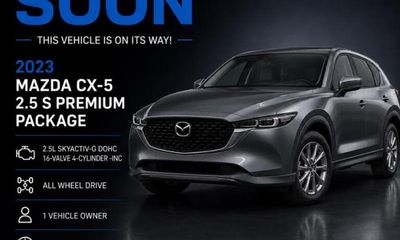 2023 Mazda CX-5 Premium Package