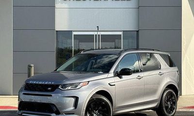 2024 Land Rover Discovery Sport S