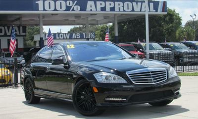 2012 Mercedes-Benz S-Class S550