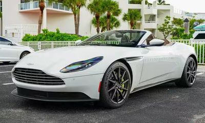 2019 Aston Martin DB11 V8 Volante Convertible