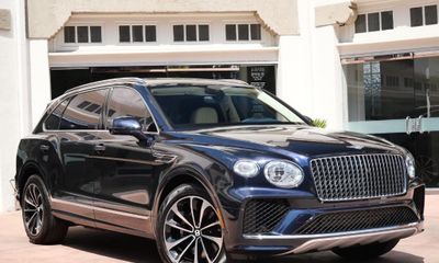 2023 Bentley Bentayga Extended Wheelbase