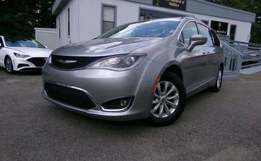 2017 Chrysler Pacifica Touring L