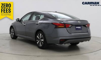 2022 Nissan Altima SV