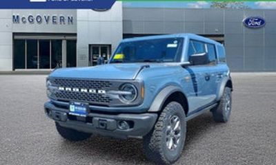 2026 Ford Bronco Outer Banks