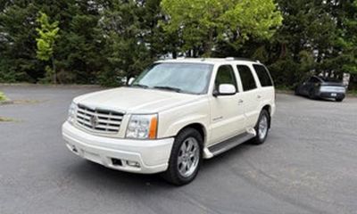 2003 Cadillac Escalade Luxury