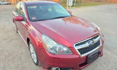 2014 Subaru Legacy Limited CWP Navi