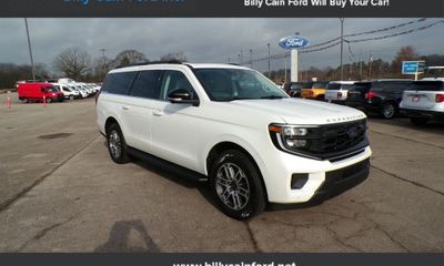 2026 Ford Expedition MAX Active