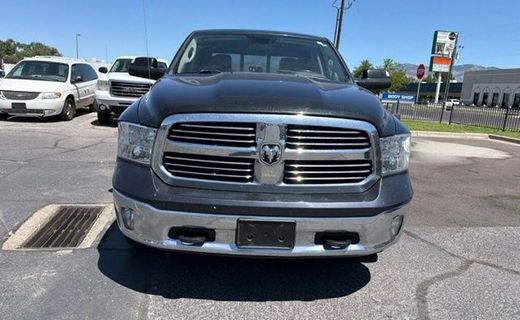 2017 Ram 1500 SLT