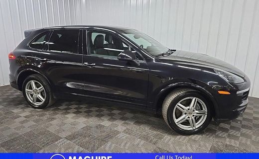 2017 Porsche Cayenne Base