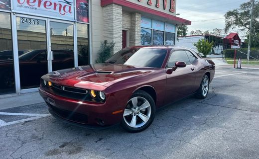 2021 Dodge Challenger SXT