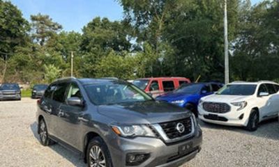 2020 Nissan Pathfinder S