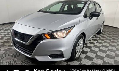 2020 Nissan Versa S MT
