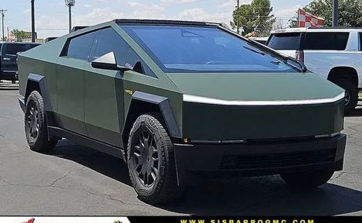 2024 Tesla Cybertruck Cyberbeast