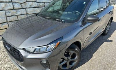 2023 Ford Escape ST Line