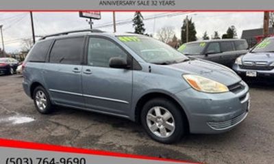 2002 Chrysler Town AND Country Limited
