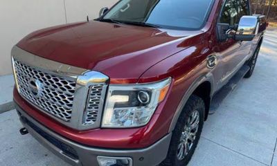 2016 Nissan Titan SL