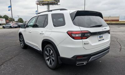 2024 Honda Pilot Touring