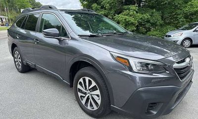 2022 Subaru Outback Premium