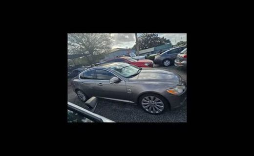 2009 Jaguar XF Premium Luxury