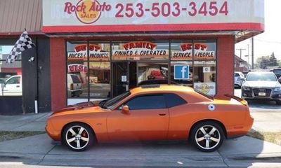 2011 Dodge Challenger SRT8