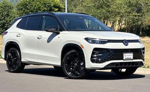 2026 Volkswagen Tiguan 4MOTION SE Black