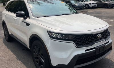 2021 Kia Sorento S