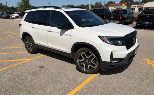 2023 Honda Passport Elite