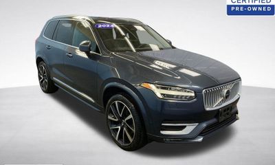 2024 Volvo XC90 Plus Bright