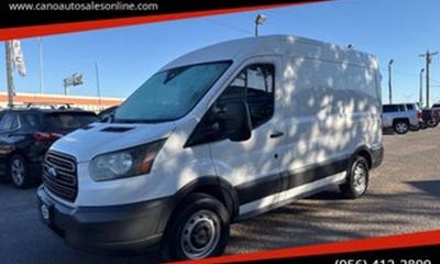 2017 Ford Transit 150 SWB Medium