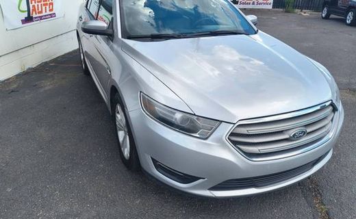 2016 Ford Taurus SEL