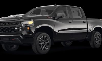 2024 Chevrolet Silverado Trail Boss Custom