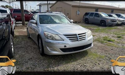 2012 Hyundai Genesis GLS