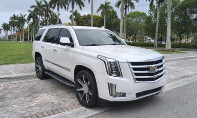 2016 Cadillac Escalade Luxury