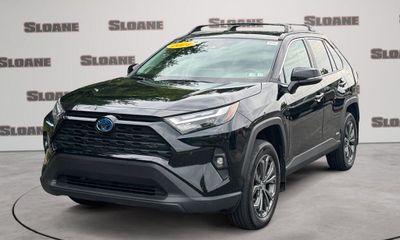 2024 Toyota RAV4 XLE Premium