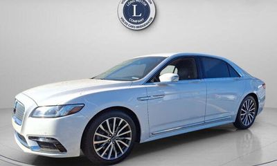 2017 Lincoln Continental Select