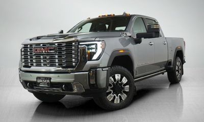 2025 GMC Sierra HD Denali