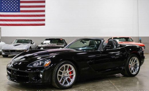 2004 Dodge Viper