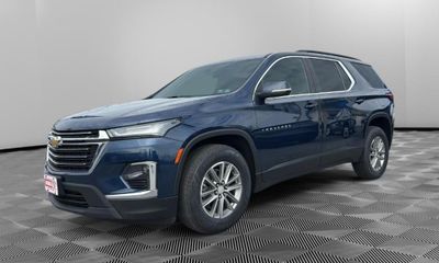 2023 Chevrolet Traverse LT
