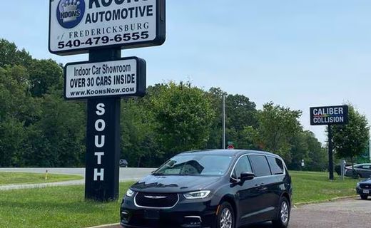 2023 Chrysler Pacifica Touring L