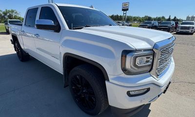 2017 GMC Sierra Denali