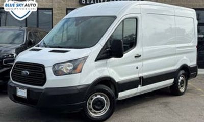 2019 Ford Transit 150 Medium Roof