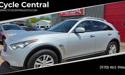 2011 Infiniti FX50 Base