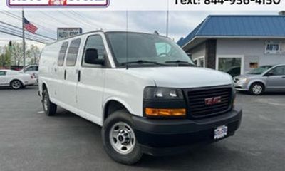 2023 GMC Savana EXT