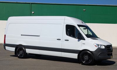 2024 Mercedes-Benz Esprinter 907 VS30