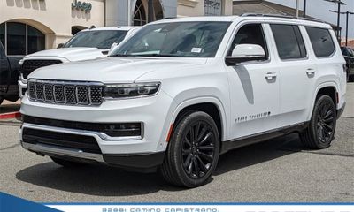 2022 Jeep Grand Wagoneer Series II